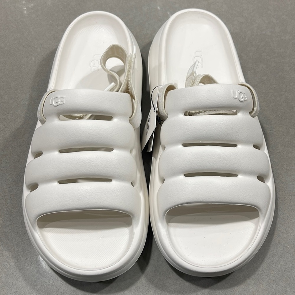 UGG Women's Sport Yeah Sandals